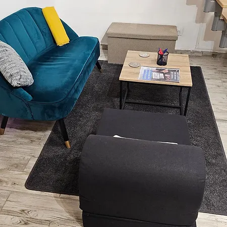 Duplex Centre-ville, 8 Min à Pied De La Gare De Montluçon