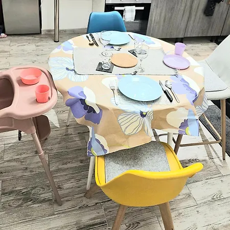 Casa vacanze Duplex N1 Centre-ville, 8 Min De La Gare De Montluçon