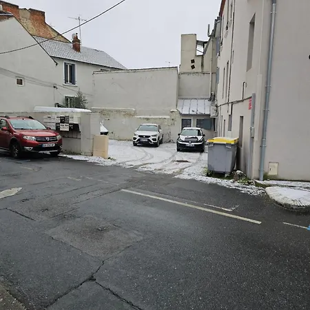 Дом отдыха Duplex N1 Centre-ville, 8 Min De La Gare De Монлюсон